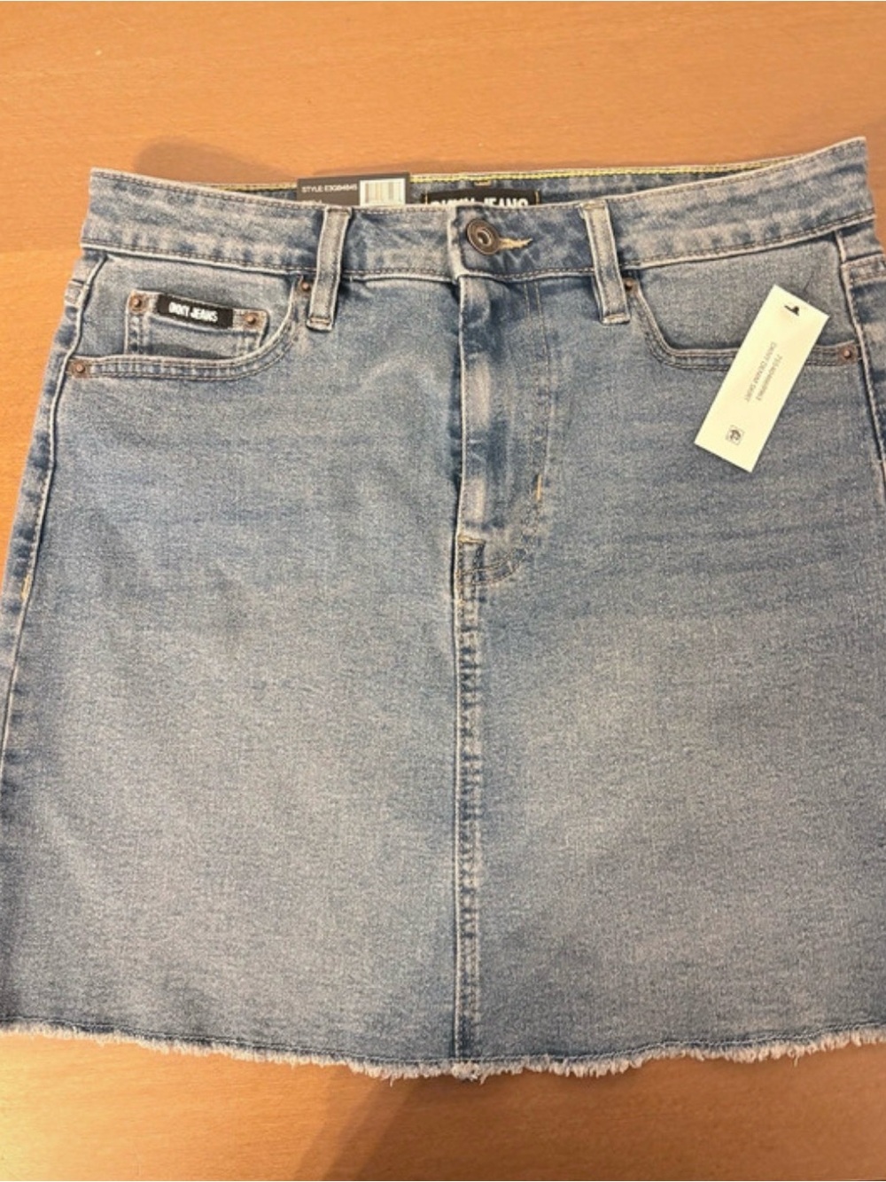 DKNY women's denim Skirt - size 4
